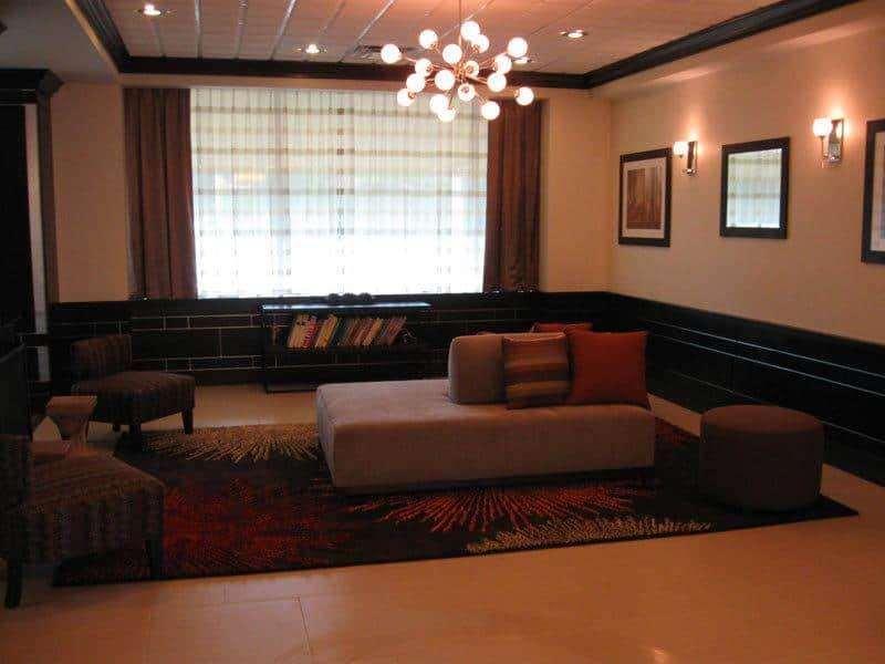 La Quinta Inn & Suites By Wyndham Indianapolis Downtown المظهر الخارجي الصورة