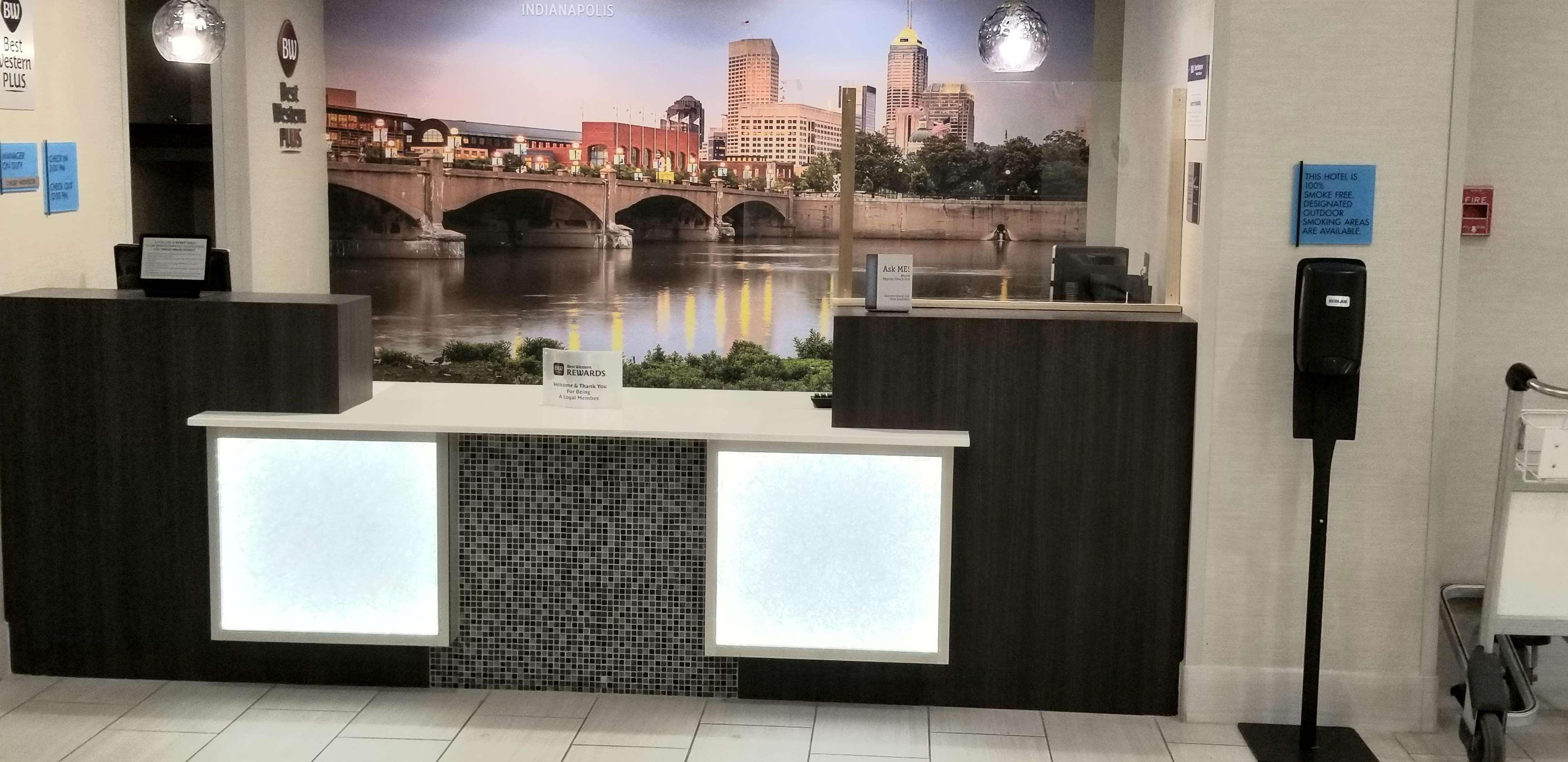 La Quinta Inn & Suites By Wyndham Indianapolis Downtown المظهر الخارجي الصورة