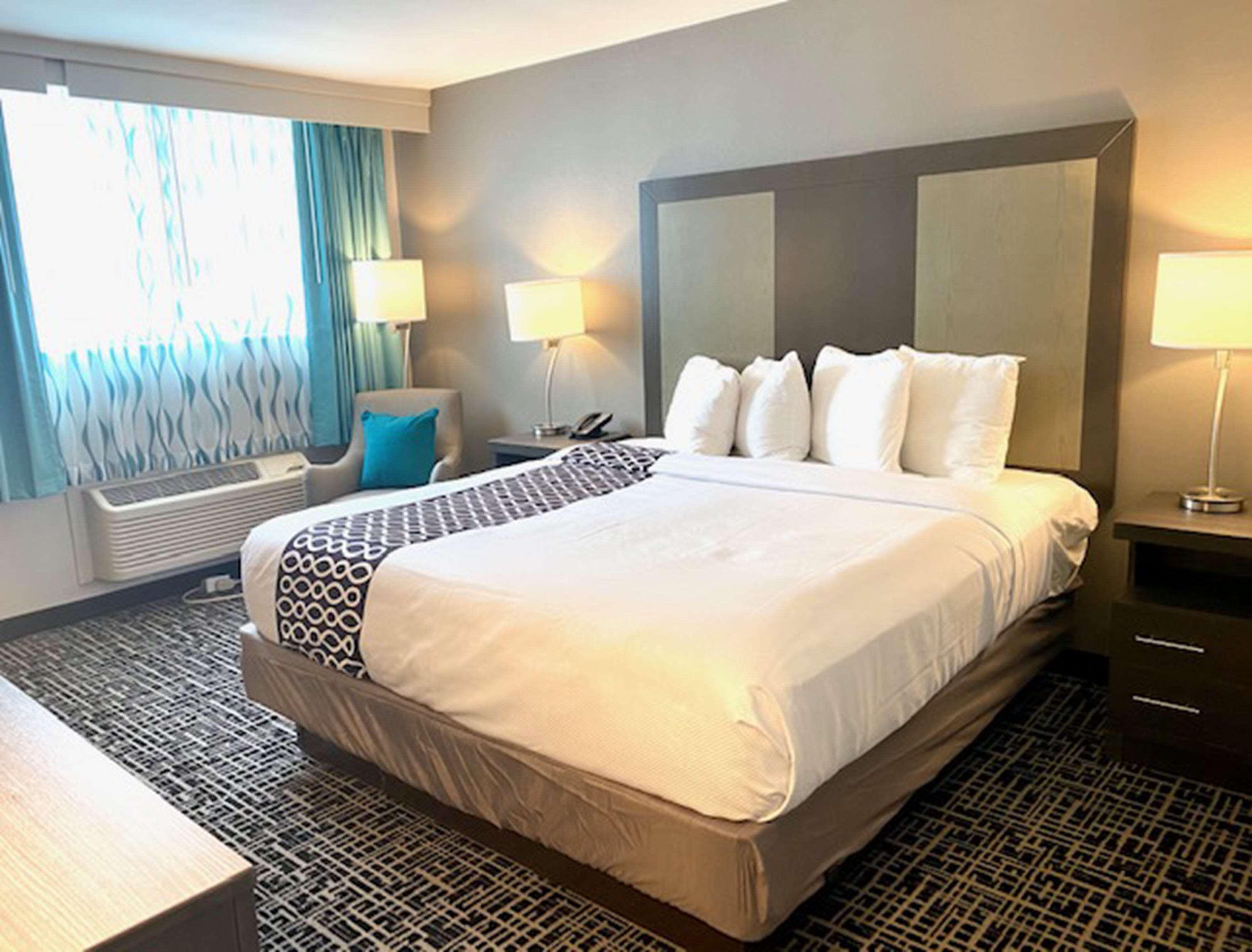La Quinta Inn & Suites By Wyndham Indianapolis Downtown المظهر الخارجي الصورة