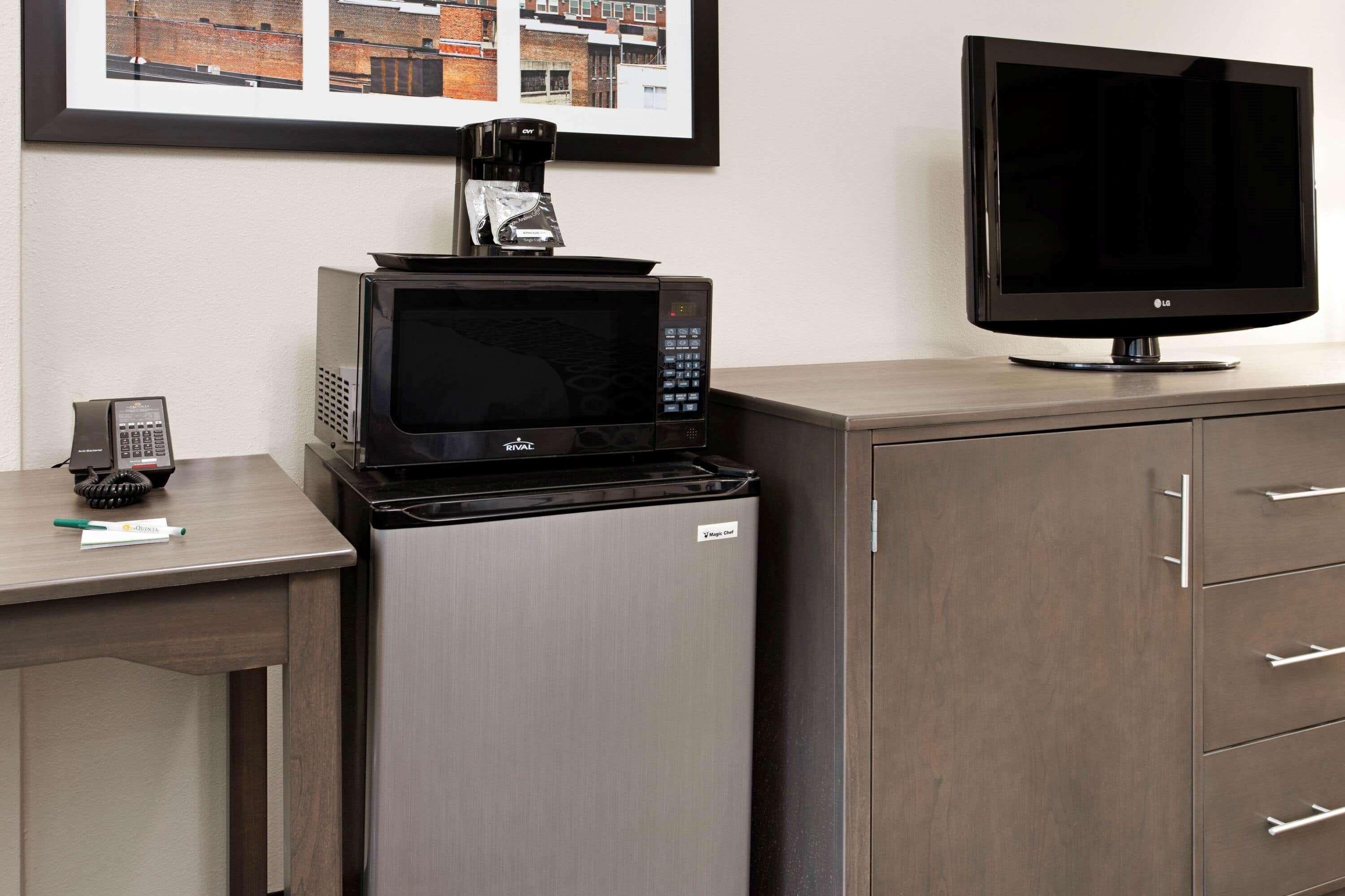 La Quinta Inn & Suites By Wyndham Indianapolis Downtown المظهر الخارجي الصورة